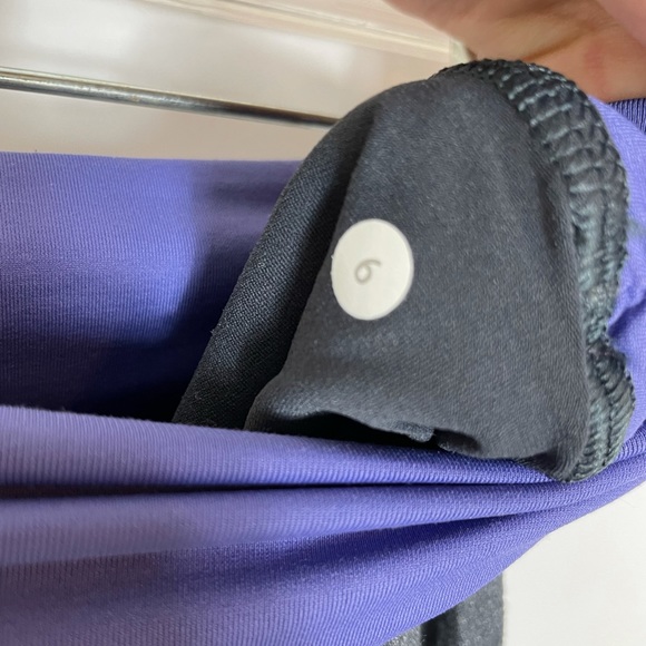 Lululemon Hot N Sweaty Skirt Size 6 ! - Picture 6 of 6